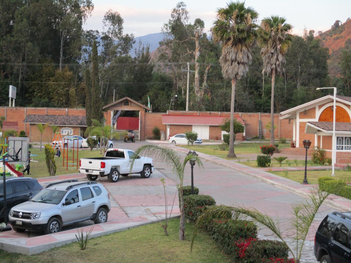 Hotel Villa Monarca Inn Zitácuaro Exterior foto