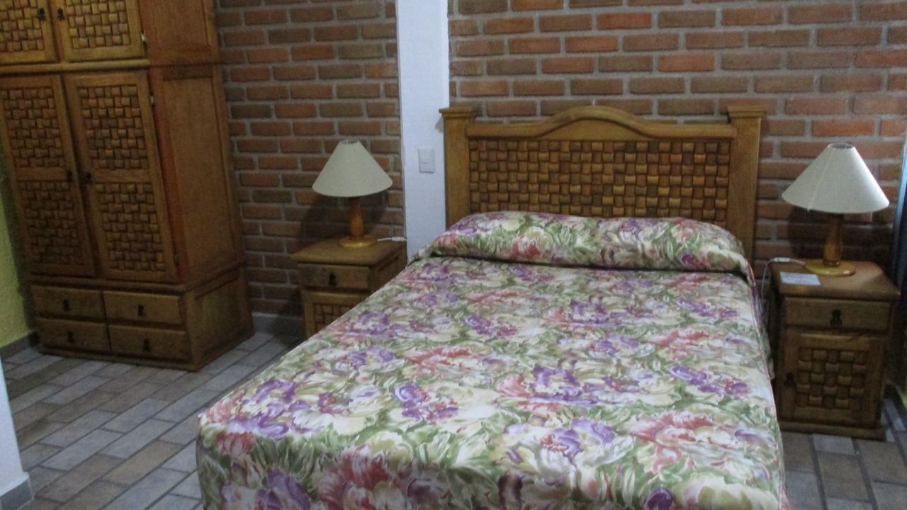 Hotel Villa Monarca Inn Zitácuaro Exterior foto