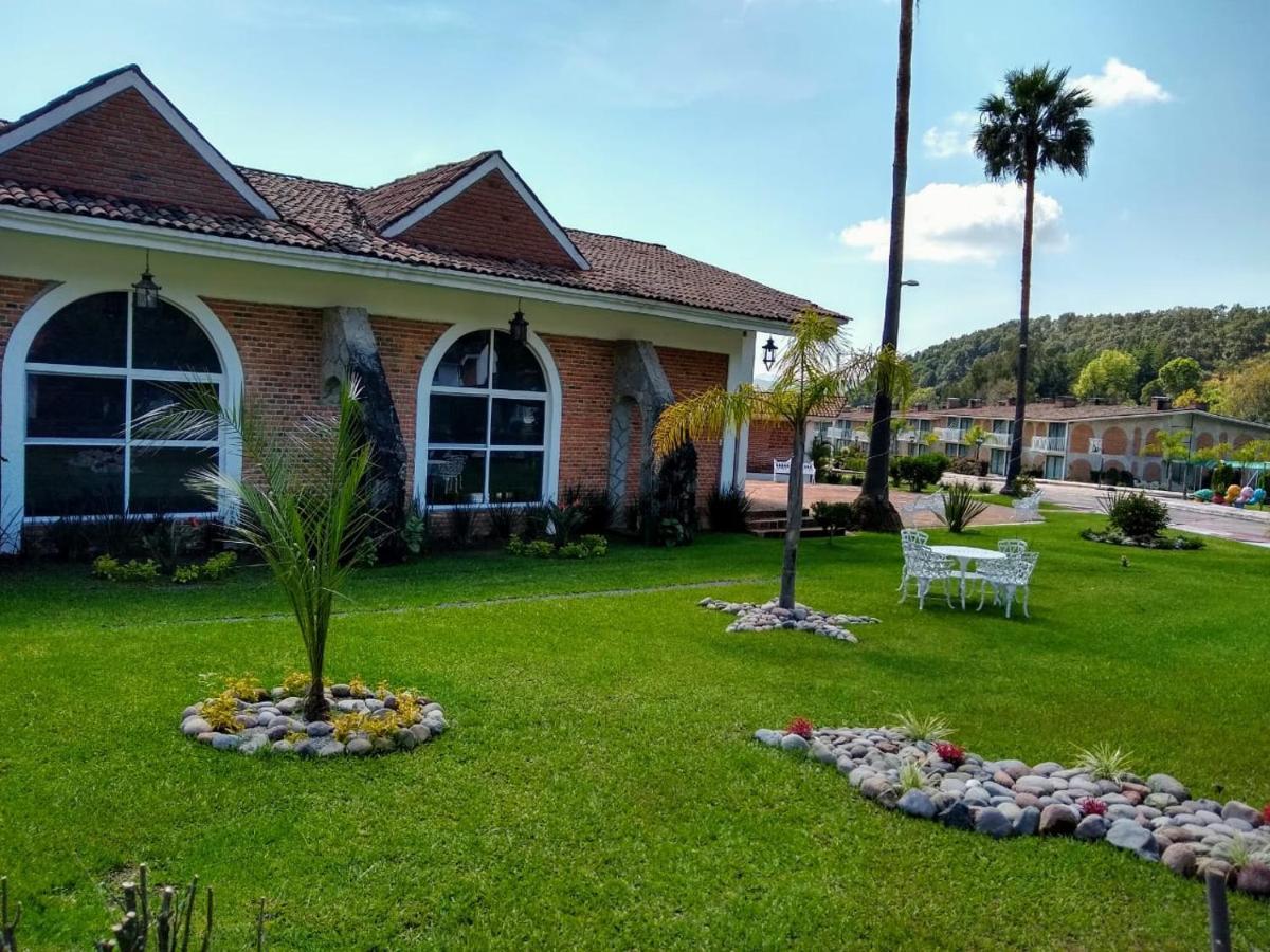 Hotel Villa Monarca Inn Zitácuaro Exterior foto